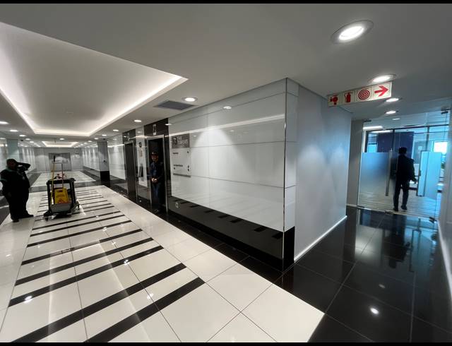166M² OFFICE TO LET IN FORESHORE